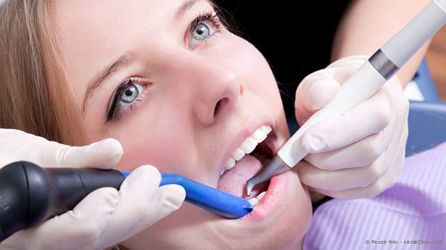 Regelmäßige Professionelle Zahnreinigung
